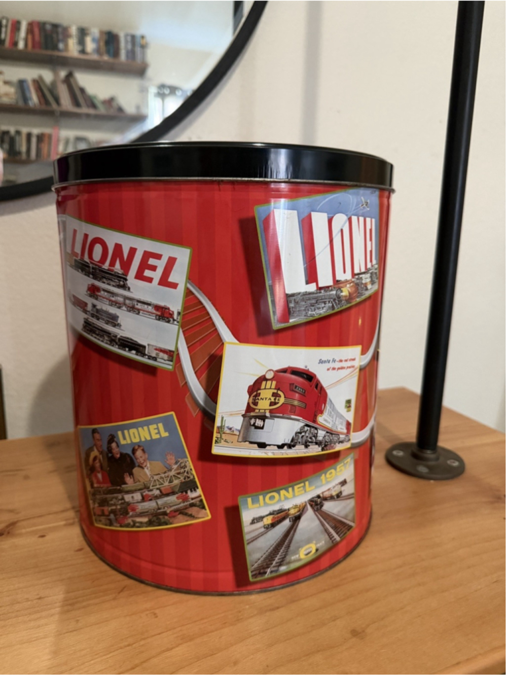 ☆ Vintage Lionel Trains Popcorn Tin Houston Harvest empty metal can